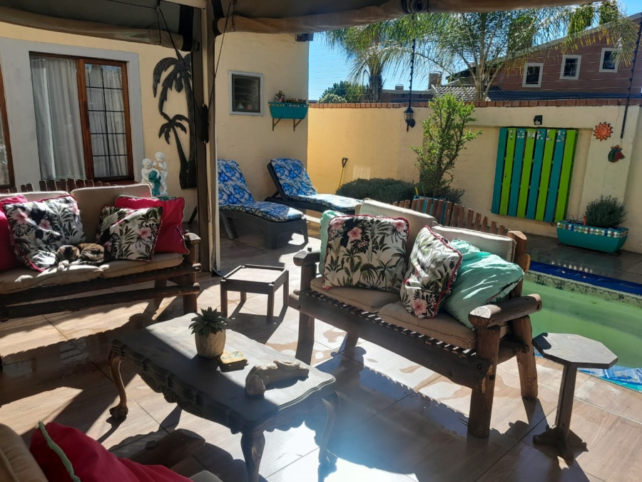 3 Bedroom Property for Sale in Waterval East North West